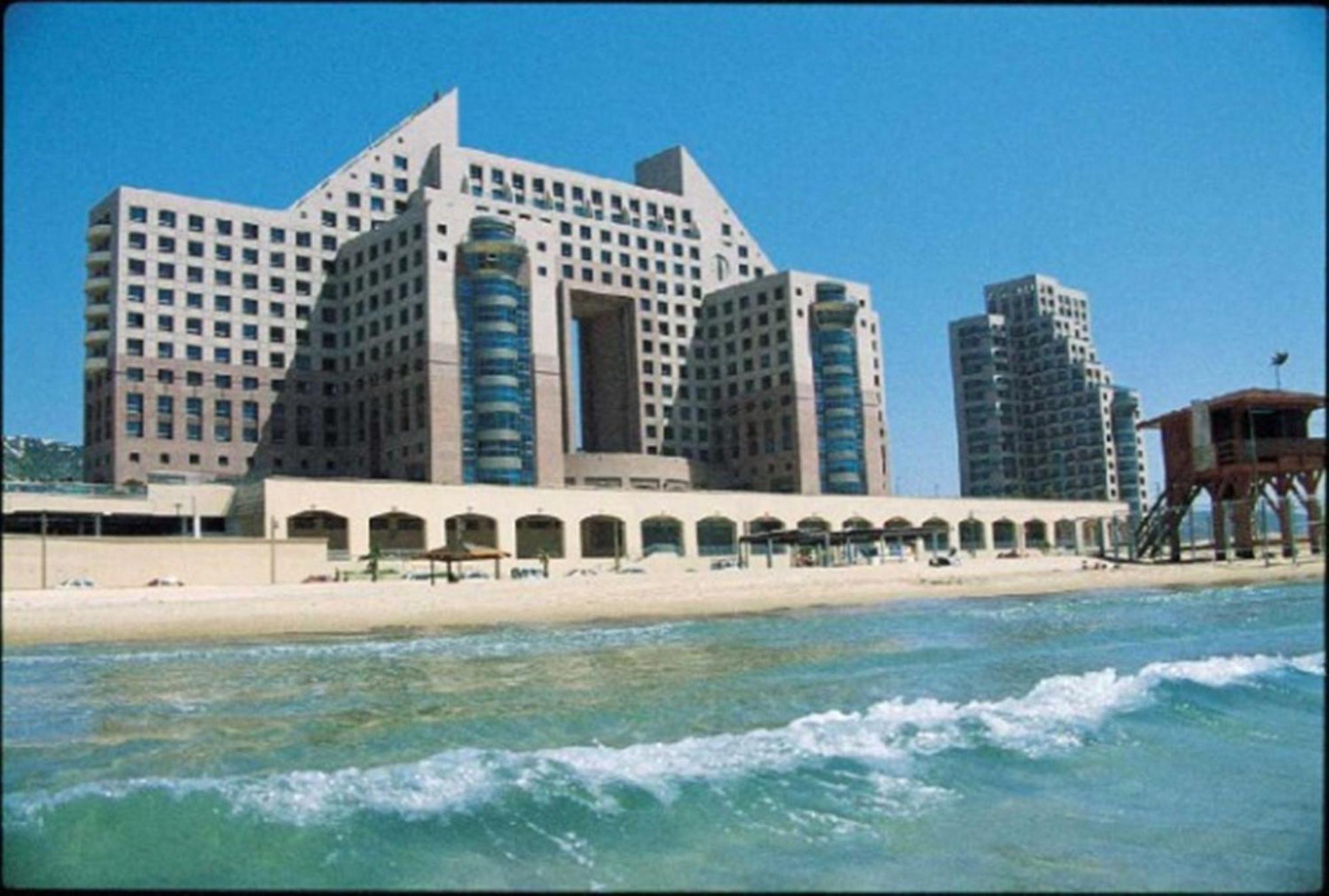Apartments On The Beach Haifa Exterior photo